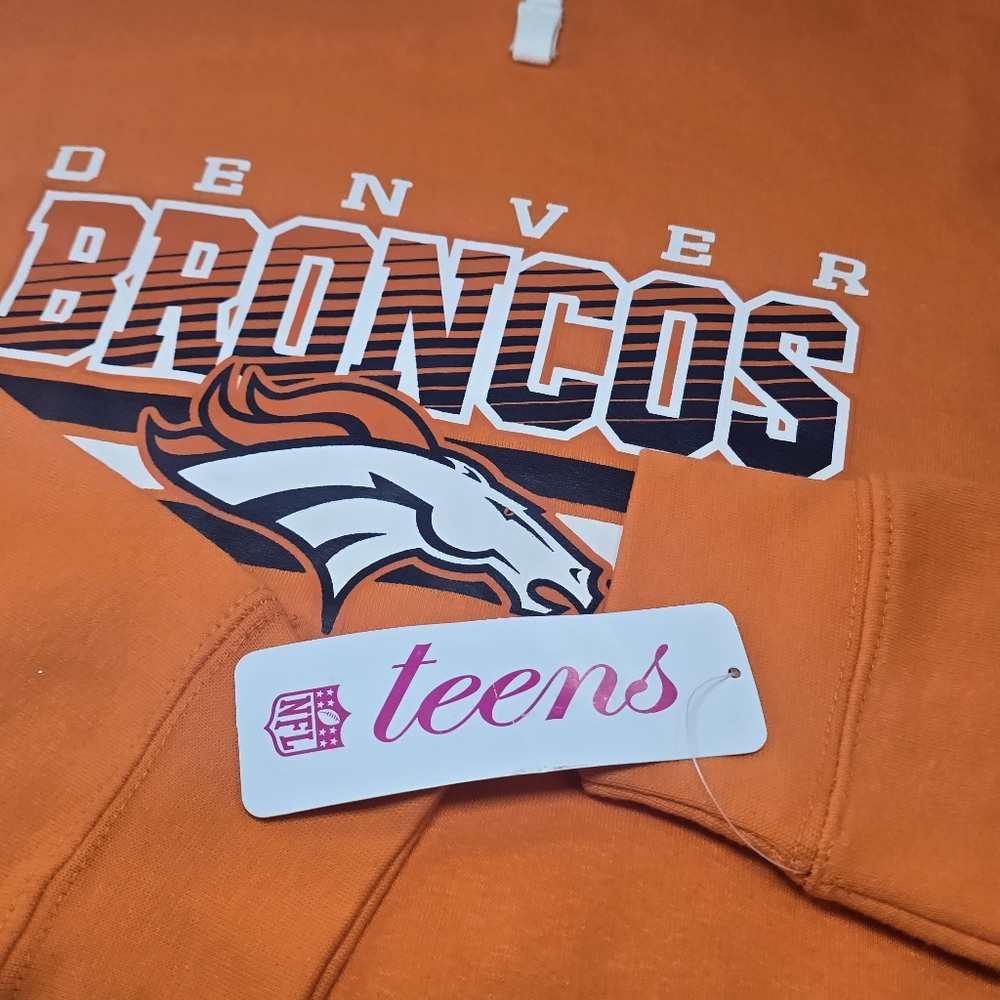 Denver Broncos Teen Girls Extra Long Hoodie Sweatshirt Size‎ M (7/9) NEW - Picture 6 of 6